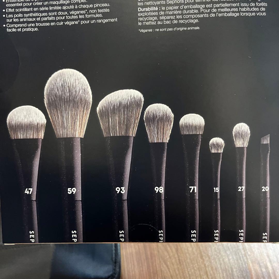 SEPHORA セフォラ プロ メイクブラシ 2本セット ケース付き！ - メルカリ