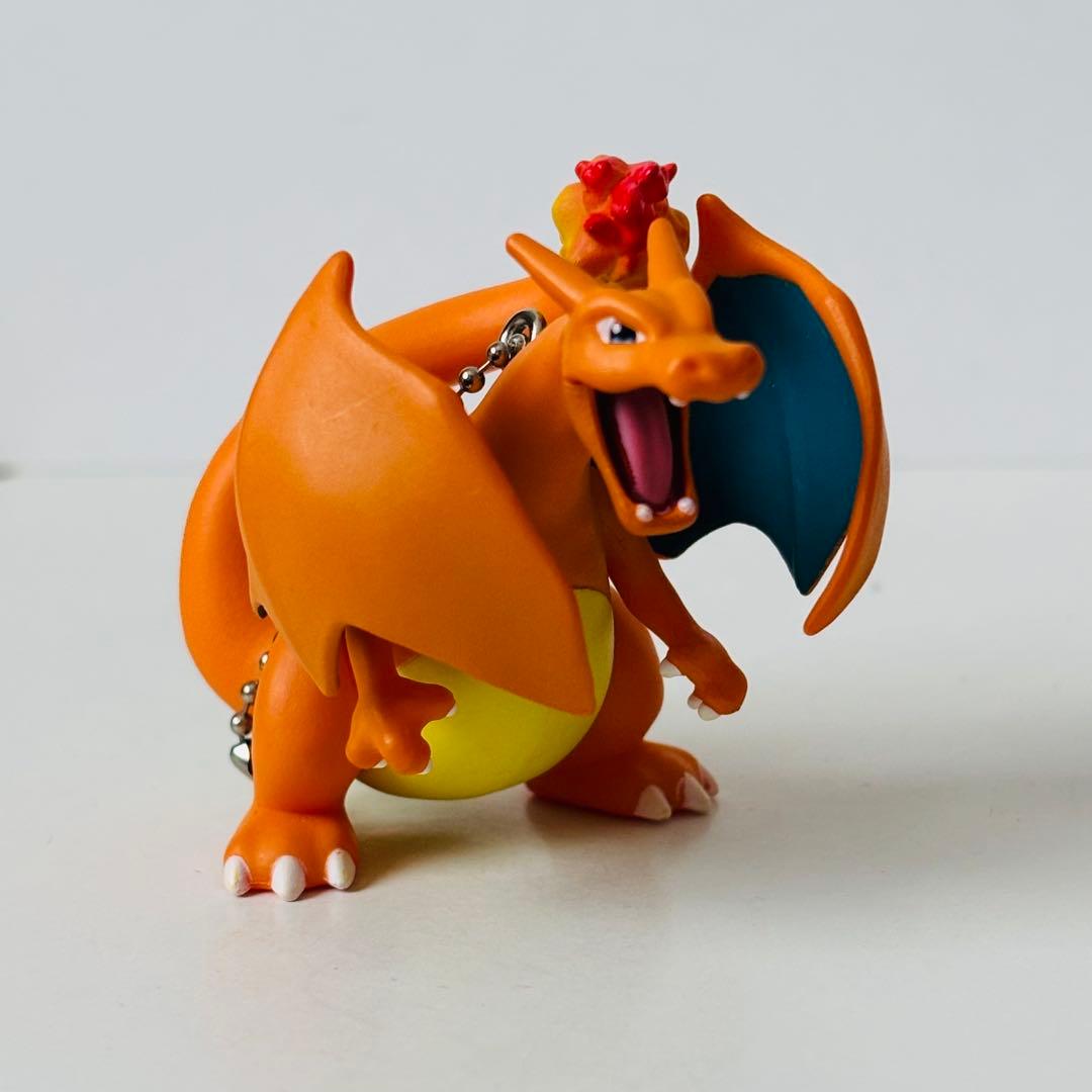 ポケモン リザードン フィギュア キーホルダー - メルカリ