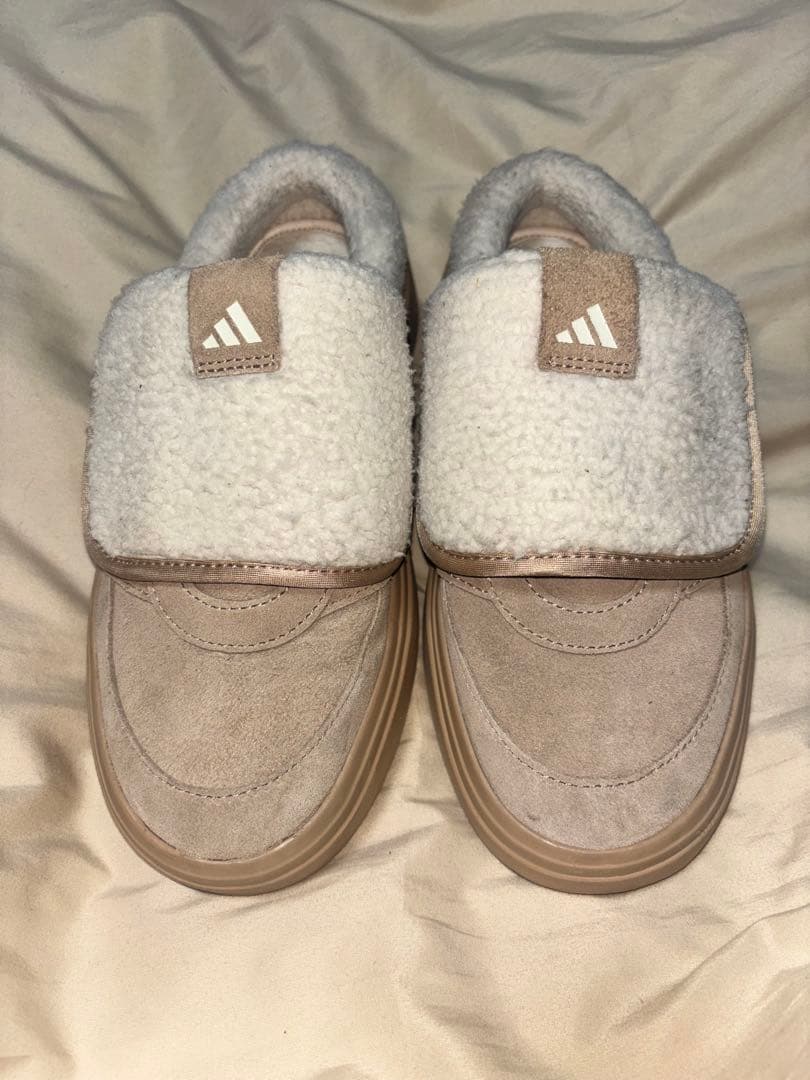 adidas グランドコートミュール　23.5cm