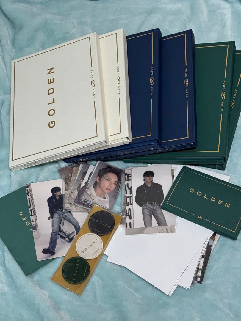 BTS JUNGKOOK GOLDEN 3形態 2セット 特典付き Amazon.co.jp: JUNG KOOK (BTS) - GOLDEN (韓国盤) (3バージョンセット
