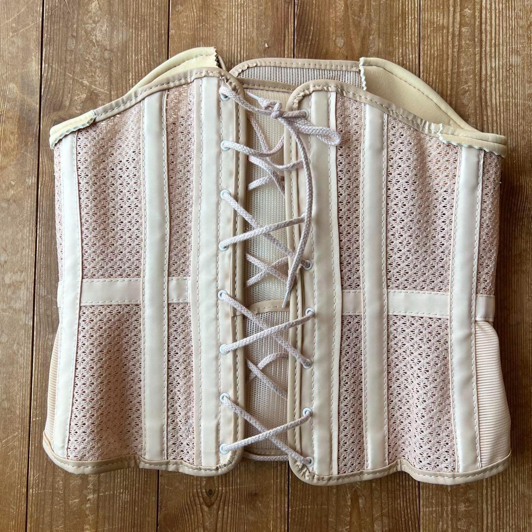 【川村義肢】軟性コルセット(ベージュ)　 腰椎用 川村義肢】軟性コルセット(ベージュ) 腰椎用 - メルカリ