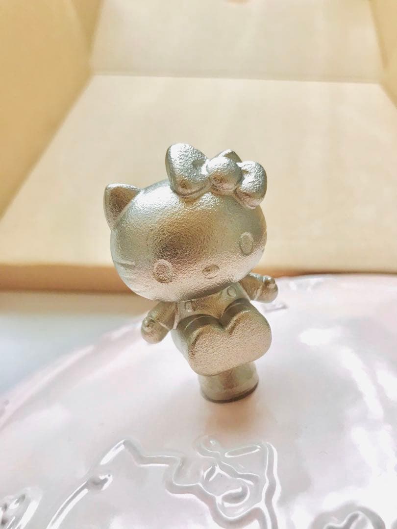 staub ストウブ 限定 ハローキティコラボ20cm ワナベ - メルカリ