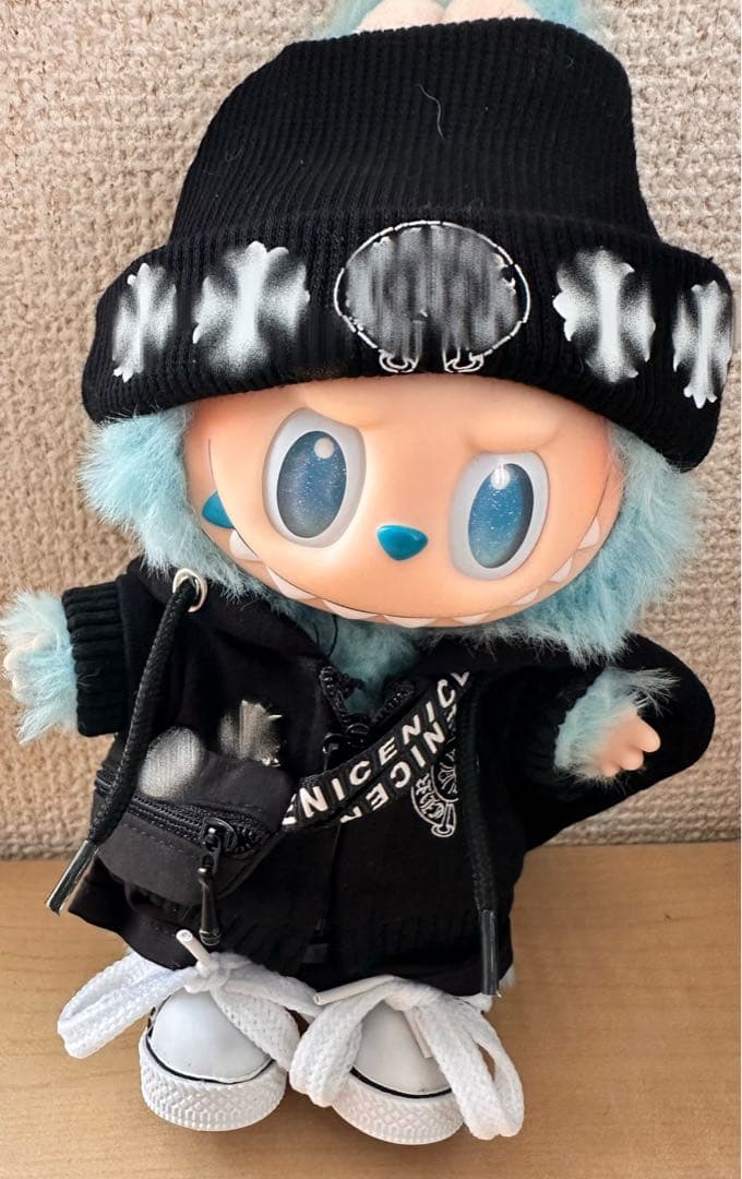 LABUBU 本体&着せ替え5点セット labubu ラブブ 男の子用 17センチ ぬい服 着ぐるみ 着せ替え服 5点