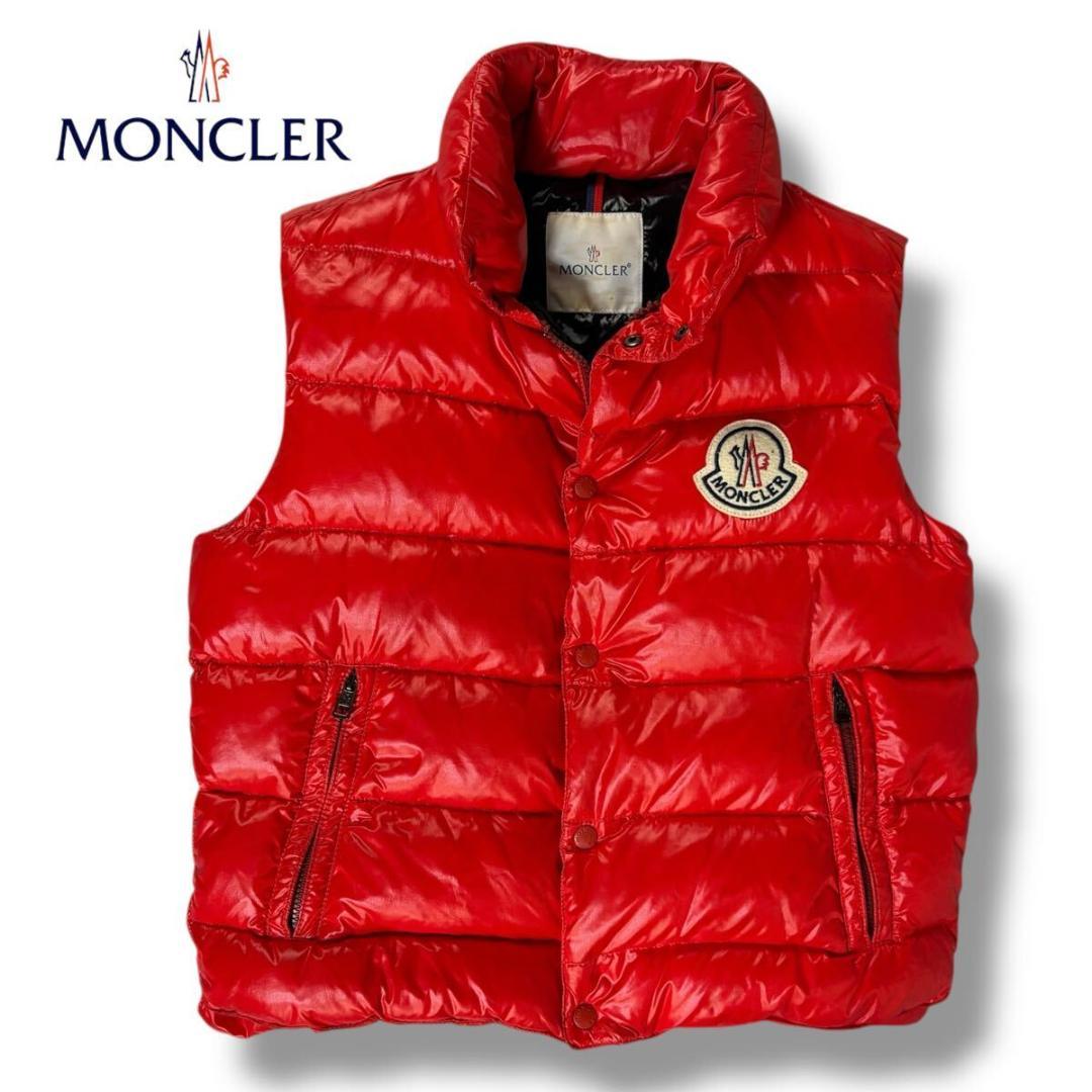 【美品】MONCLER ダウンベスト ジレ チベット ワッペン レッド 2サイズ モンクレール メンズ ベスト MONCLER ブランド ダウンベスト アウター