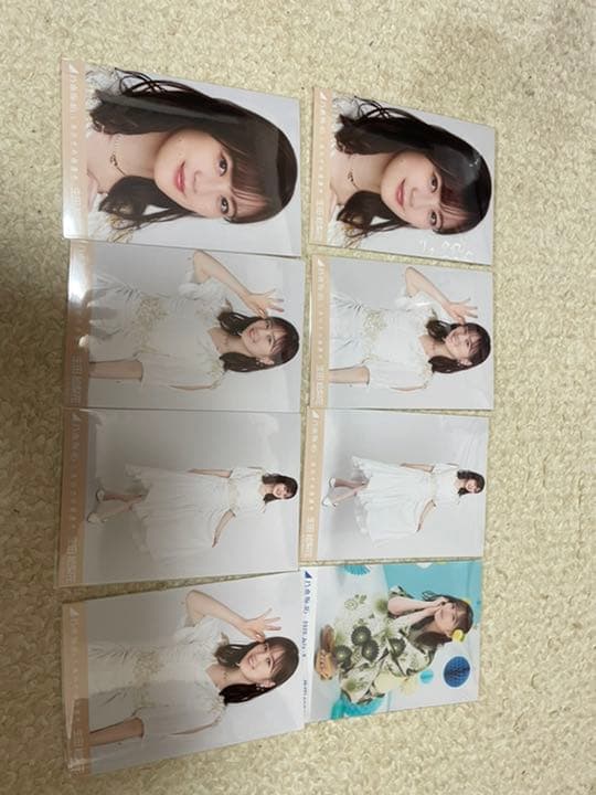 乃木坂46 生田絵梨花　生写真 乃木坂46生田絵梨花、大人な雰囲気の“キャミ美肌”公開【卒業記念本先行