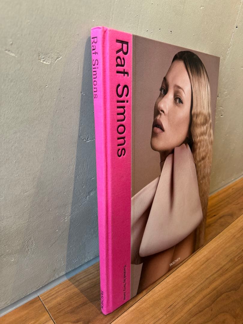 Raf Simons ラフシモンズTASCHEN 写真集 - メルカリ