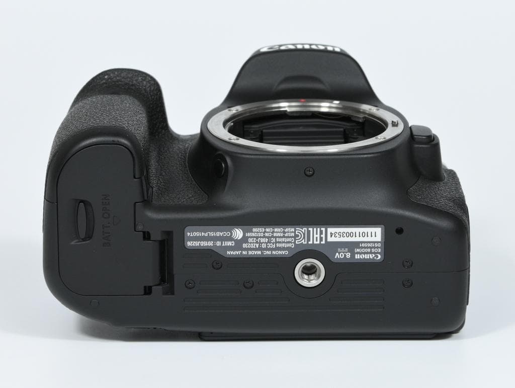 【超美品】 キヤノン　Canon EOS 80D ボディ《ショット数7029》