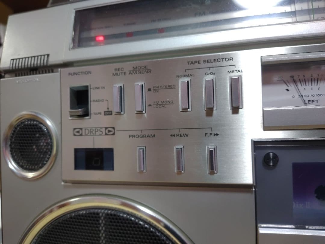 onih0926　高級バブルラジカセ　メタルテープ対応TRK-8600rm