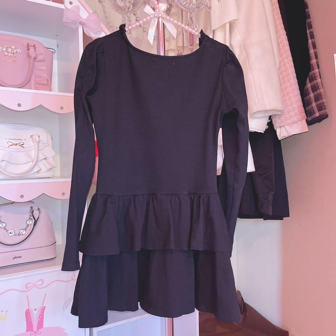 ୨୧ Pium / ハートボタンティアードリブワンピース୨୧ - メルカリ