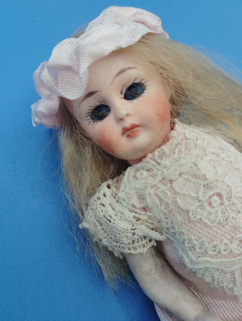 アンティークビスクドール ミニョネット オールドビスクドール - メルカリ