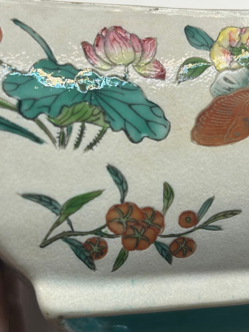 中国 清時代 官窯 大清嘉慶年製 粉彩花卉胡蝶紋馬蹄型碗 送料込み0927