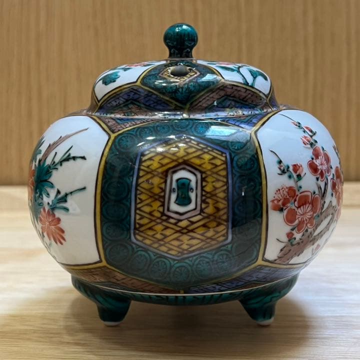 九谷焼 三代三ツ井為吉造 亀甲松竹梅 香炉