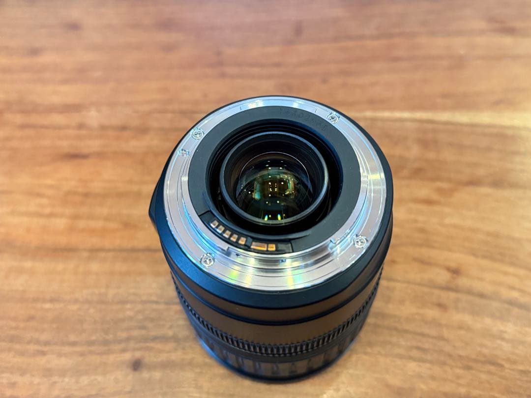 CANON EF 28-135mm F3.5-5.6 IS USM キヤノン