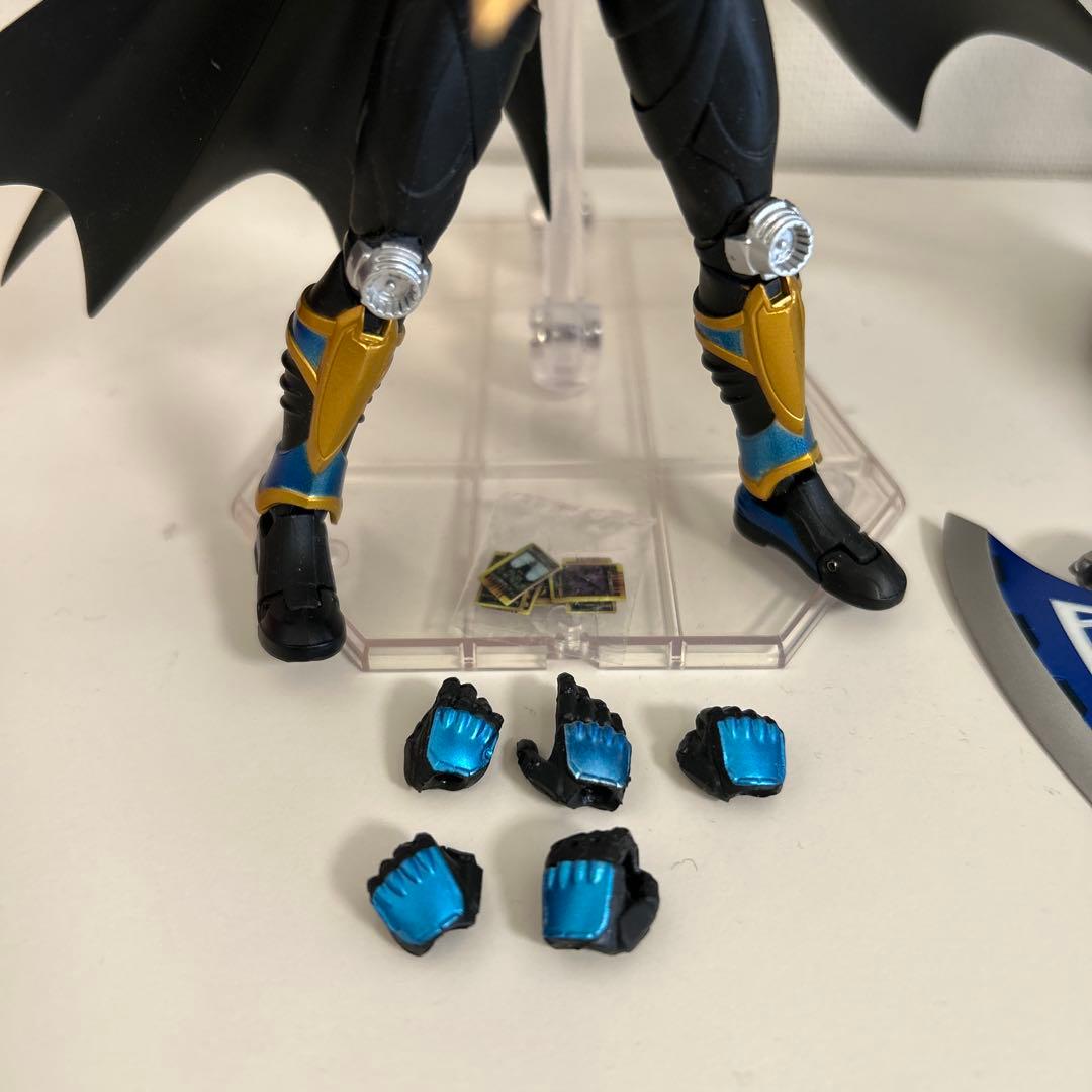 S.H.figuarts フィギュアーツ 仮面ライダータイガ ミラーモンスター付