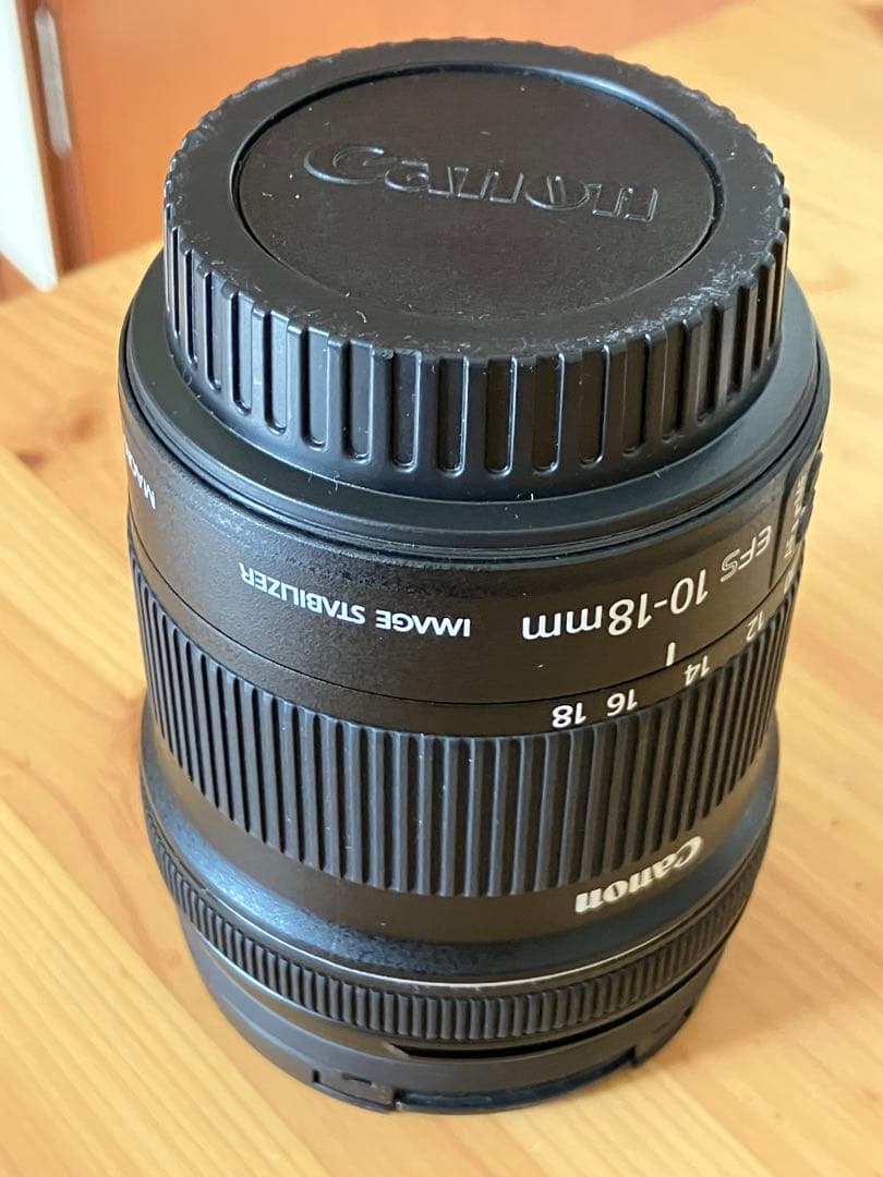 Canon EF-S10-18mm F4.5-5.6 広角レンズ