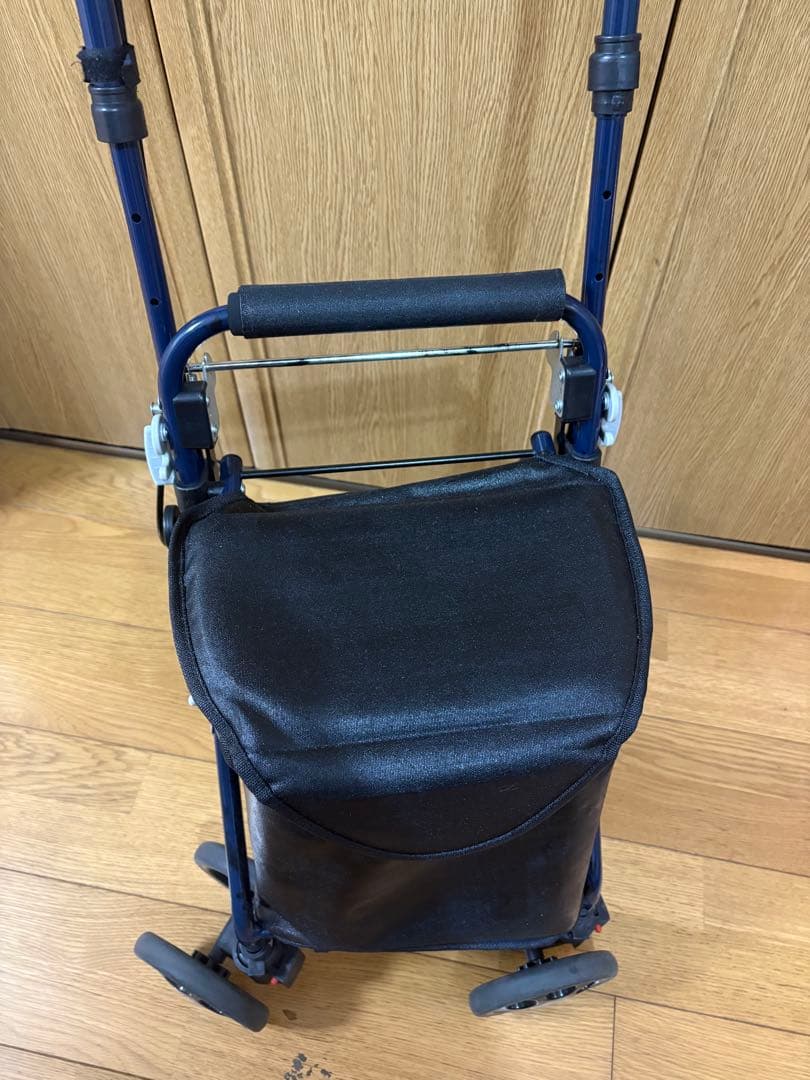 マキテック　らくらくスリムバスケット　カゴ乗せOK 4.2kg 軽量　改札OK