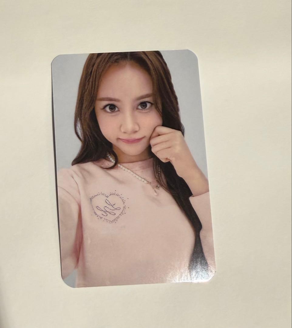 LILY BROWN x Hearts2Hearts コラボ カルメン特典トレカ - メルカリ