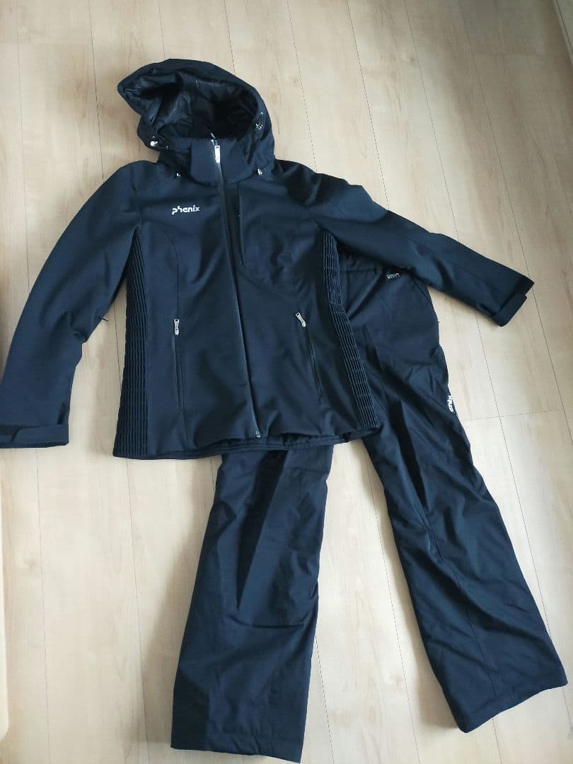 美品　Phenix ブラック　スキーウエア　sizeМ　使用3回以下 phenix（フェニックス）公式通販｜スキー・アウトドアウェアのブランド