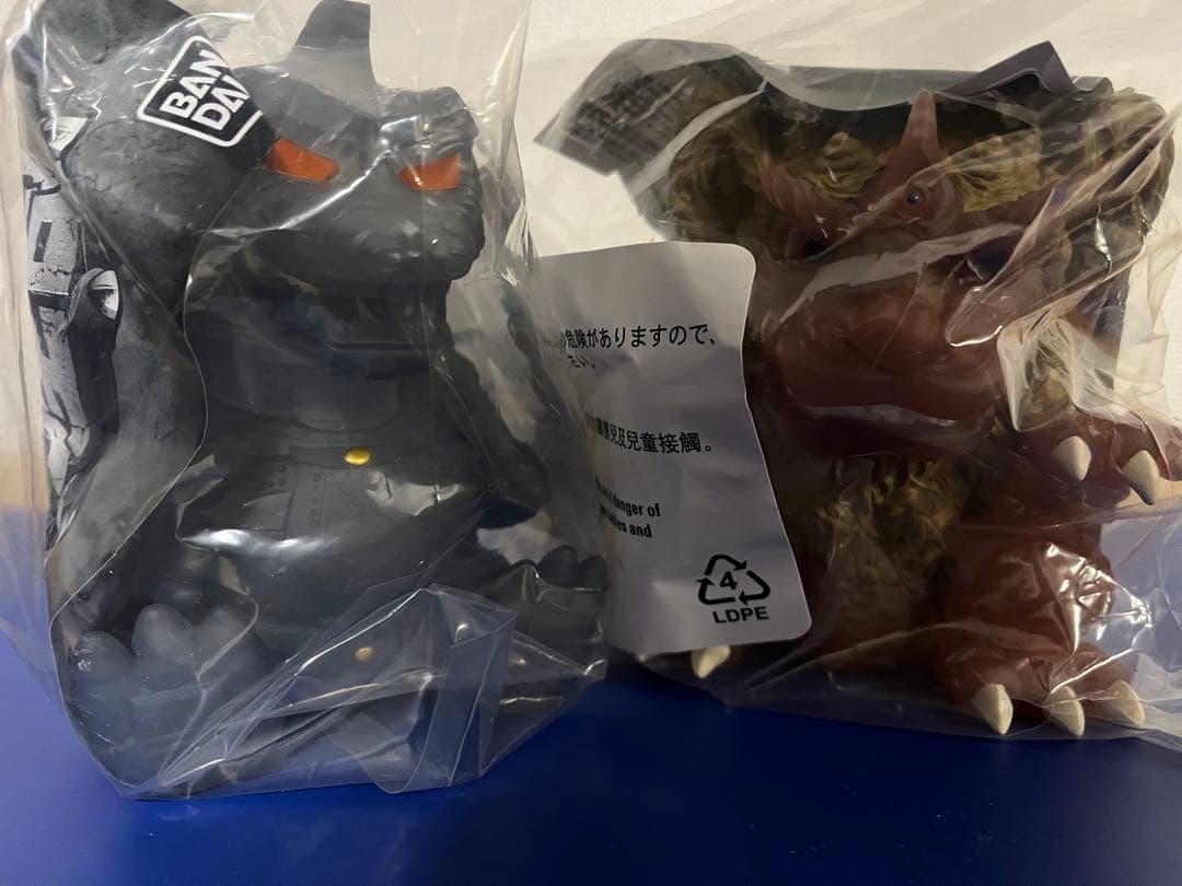 お台場 ゴジラストア 限定 鎮座獣 メカゴジラ、キングシーサー