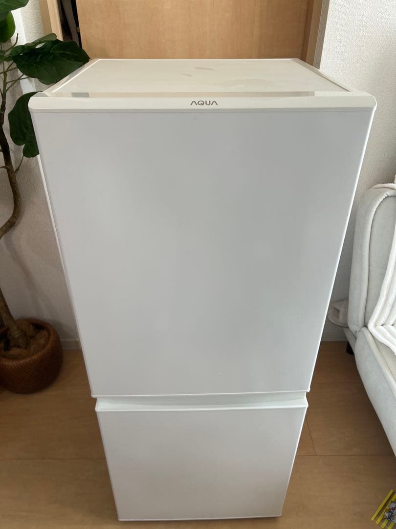 AQUA製 2ドア冷凍冷蔵庫 AQR-13E8 126L - メルカリ