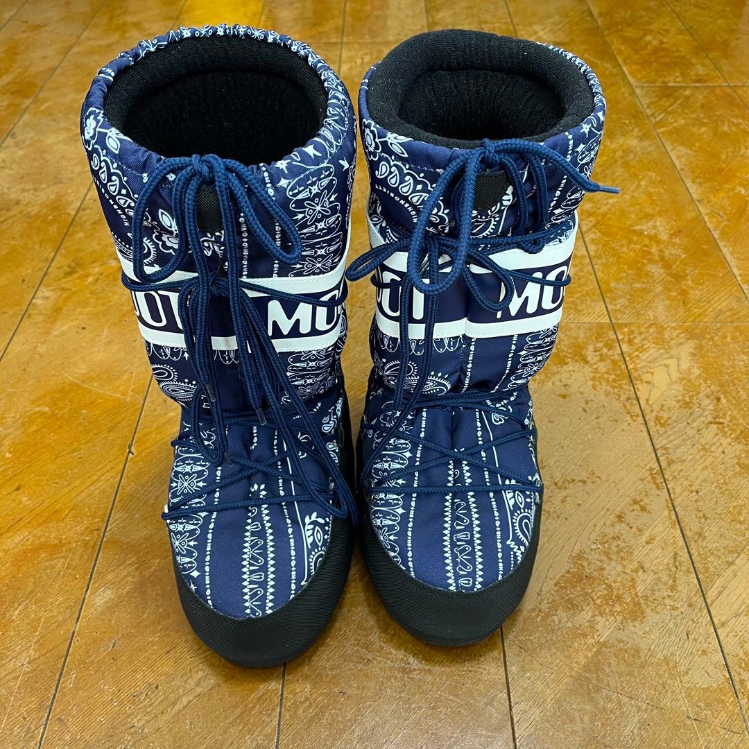 MOON BOOT ペイズリー柄　ネイビー　25.5cm