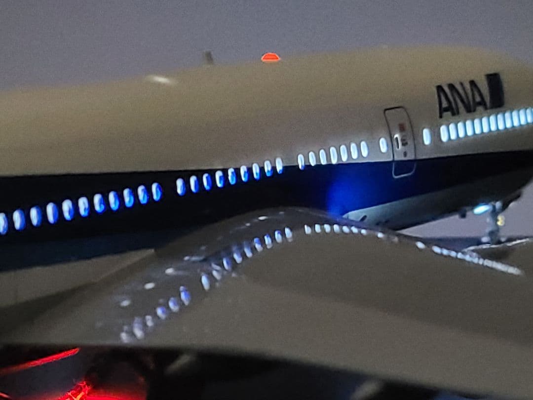 ANA BOEING 777-200 LED仕様完成品 - メルカリ