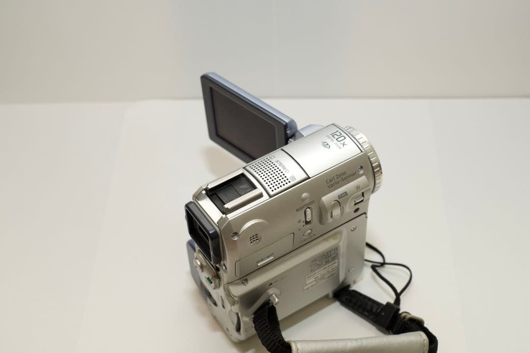 SONY DCR-PC105K ハンディカム キャプチャーケーブル付き