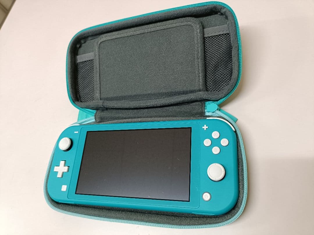 switch lite本体と電源ケーブル及びケース JTT Online Shop『Nintendo switch Lite用 JustFit ジャストフィット