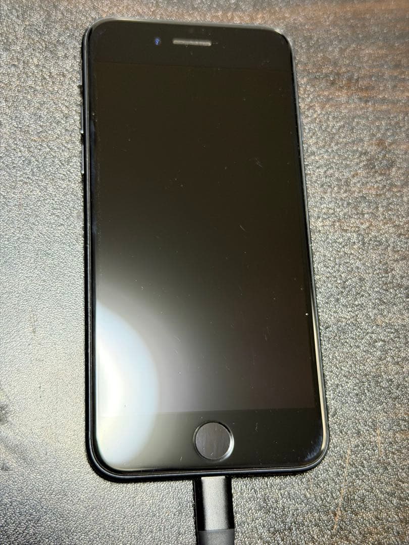 iPhone SE 第2世代　ブラック　128GB 本体 iPhone SE（第2世代） iPhoneSE2 128GB ブラック SIMフリー 中古 SE2