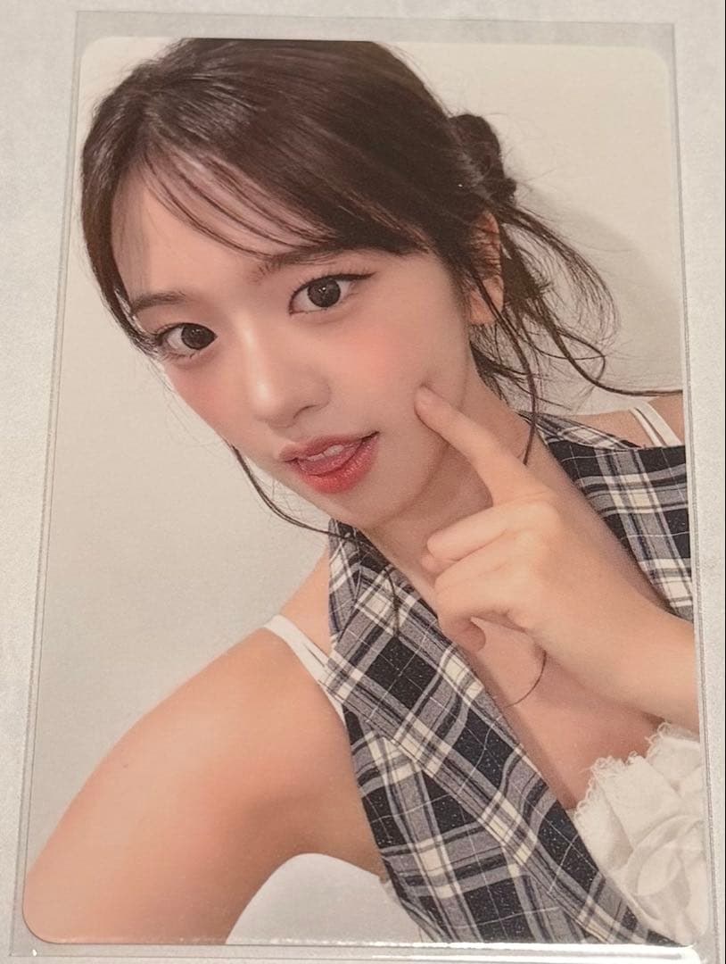 IVE SECRET 大阪 9/24 会場限定 特典 トレカ ユジン - メルカリ