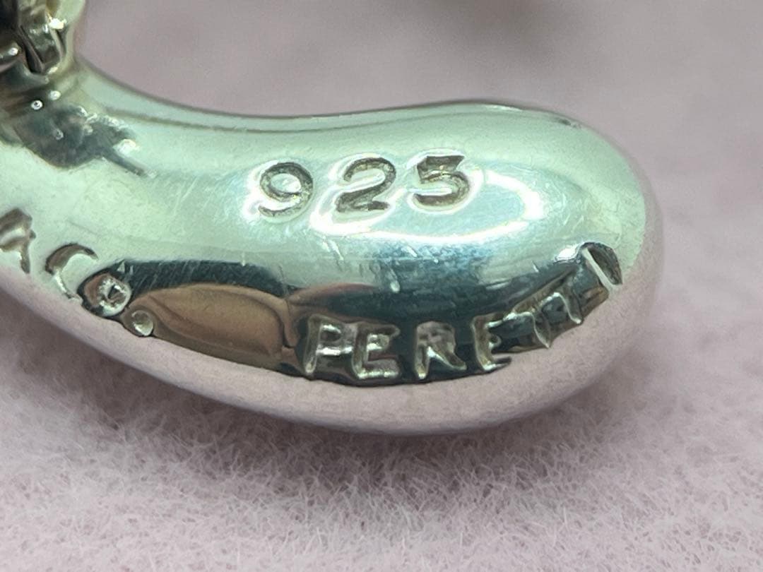 h146 希少 美品 ティファニー アルファベット「S」イニシャル「s」ブローチ