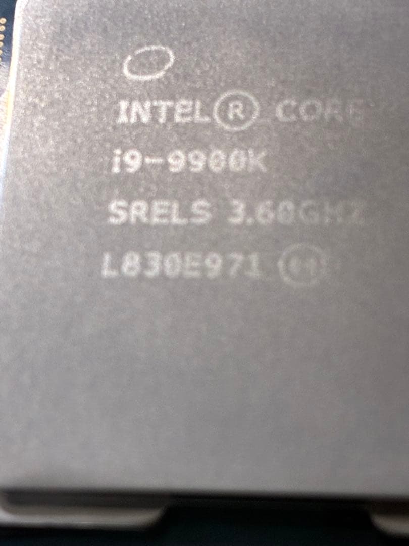 CPU Intel Core i9-9900K 3.60GHz CPU
