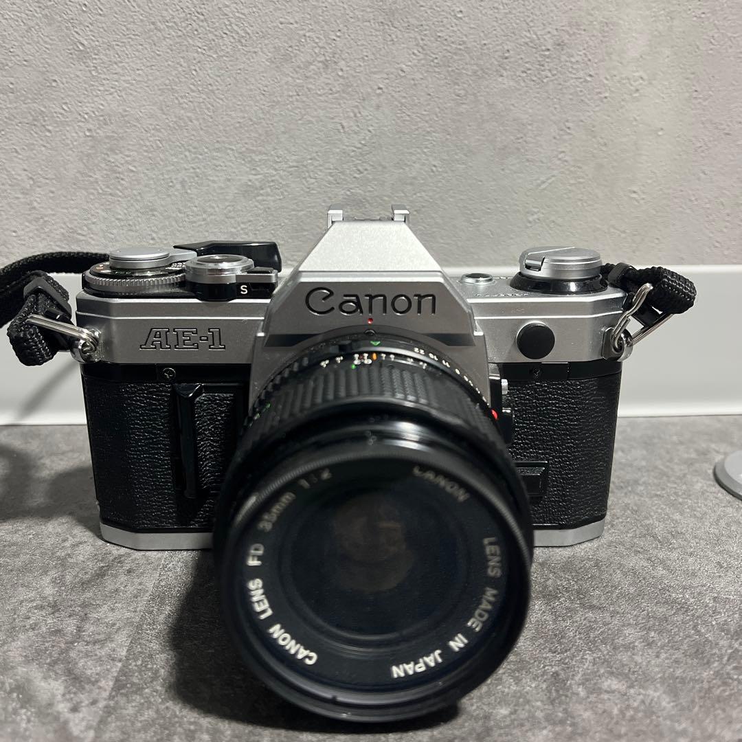 Canon AE-1 一眼レフカメラ 50mmレンズ付き 動作品？ キヤノン（Canon） フィルムカメラ カメラ 中古 中古 カメラ canon ae