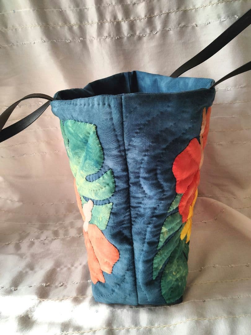 ☆276.ハワイアンキルト・バッグ・ハイビスカス＆ティアレ＆モンステラ