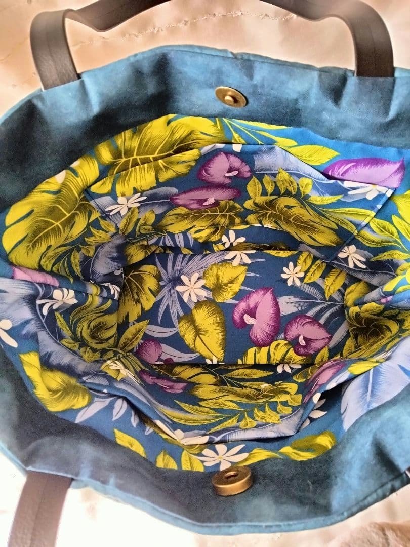 ☆276.ハワイアンキルト・バッグ・ハイビスカス＆ティアレ＆モンステラ