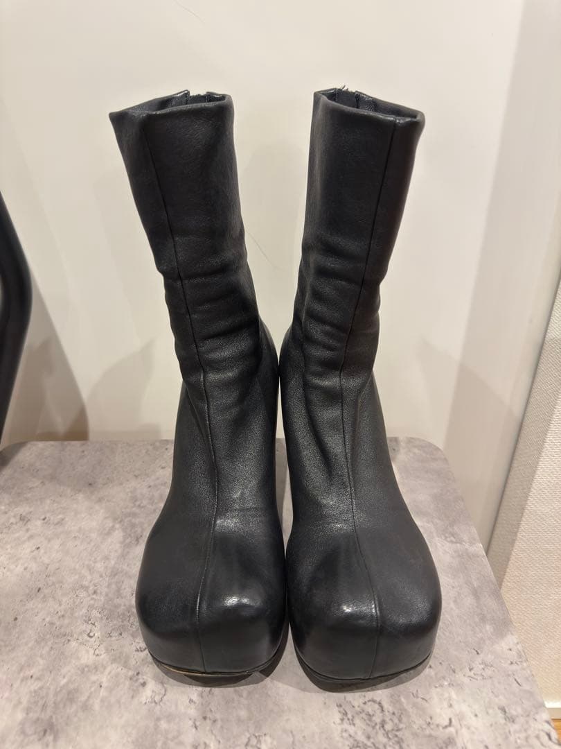 BOTTEGA VENETA ブーツ Bottega Veneta ザ・タイヤ チェルシーブーツ (BOTTEGA VENETA