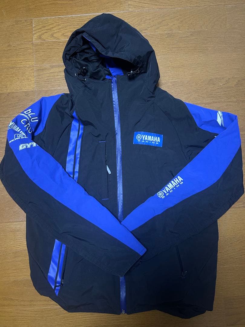 Yamaha Racing フード付きジャケット Mサイズ