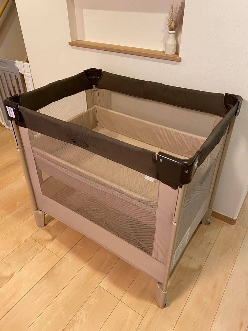 sayu様　Aprica ココネル ベビーベッド 折りたたみ ブラウン Amazon.co.jp: アップリカ(Aprica) 折り畳みミニベビーベッド ココネル