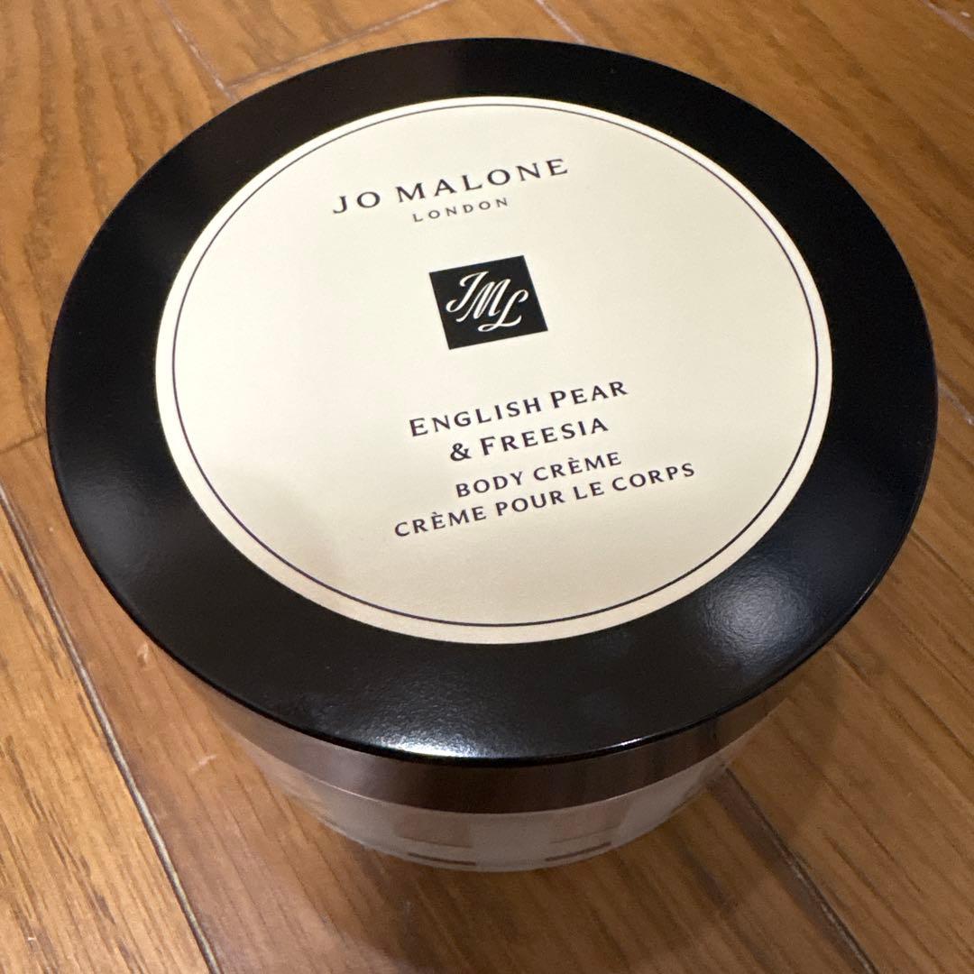 JO MALONE イングリッシュ ペアー & フリージア ボディクリーム イングリッシュ ペアー&フリージア ボディ クレーム / Jo Malone