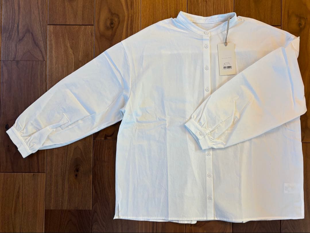 しろくま様専用」休日と詩 アコーディオンブラウス - メルカリ