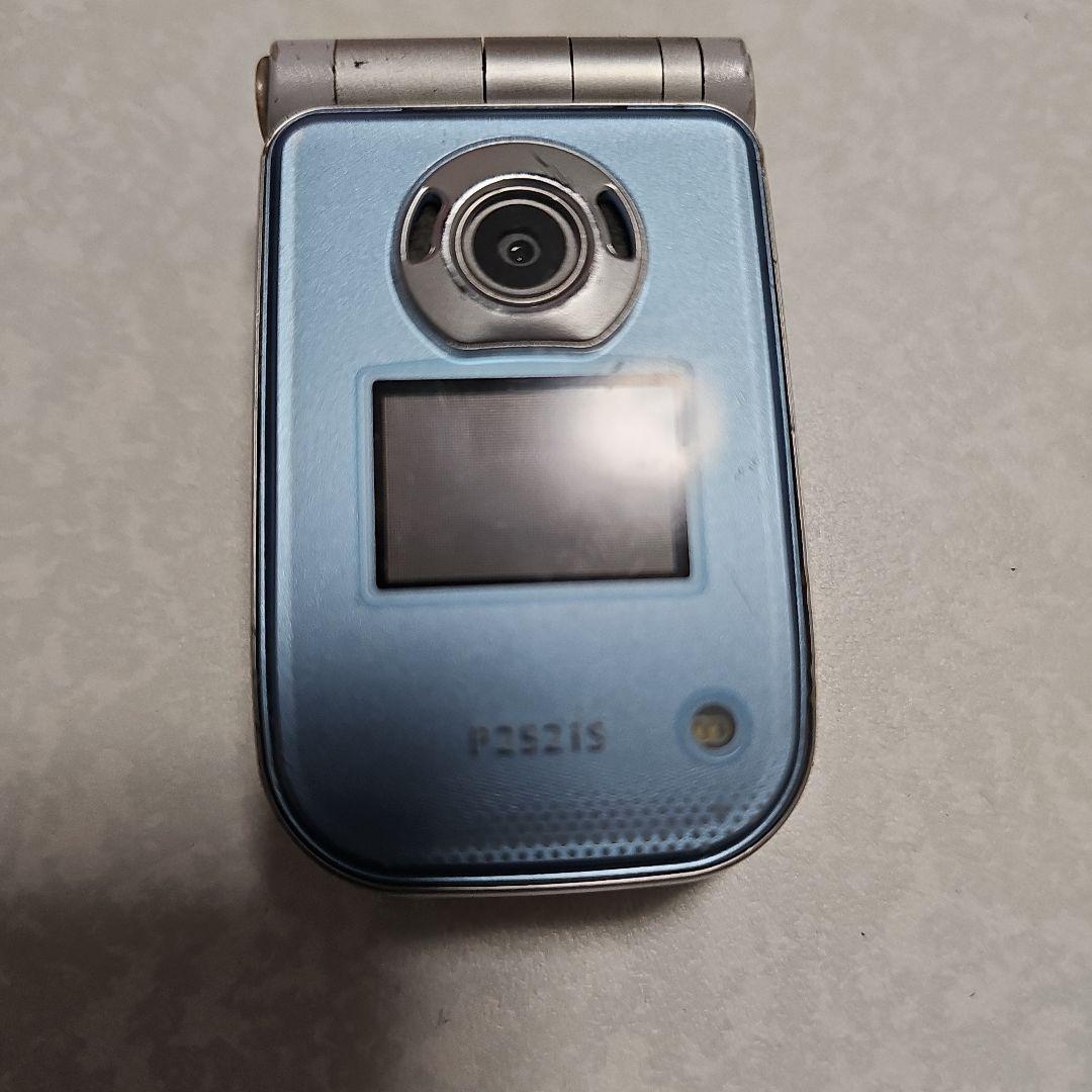 NTT DoCoMo P-252is 水色折りたたみ式 - メルカリ