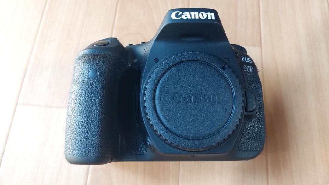 【ちぃ】Canon EOS 90D デジタル一眼レフカメラ　おまけ多数 Amazon | Canon デジタル一眼レフカメラ EOS 90D ボディー EOS90D