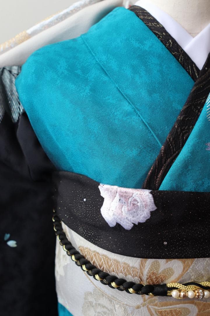 振袖フルセット ターコイズブルー×黒 粋 モダン 大輪花 成人式 - メルカリ