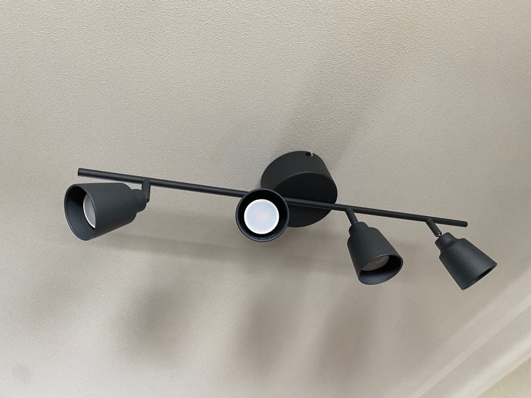 IKEA シーリングスポットライト 4スポット KNUTBO クヌートボー - メルカリ