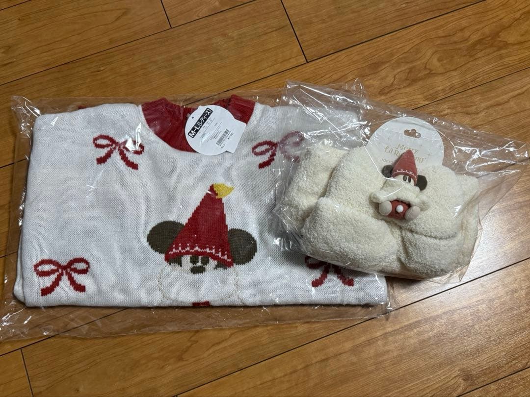 【未使用】リルリンリン　マフラー+セーター　セット　2025 ディズニー 東京ディズニーリゾート“ディズニー・クリスマス2025”リルリンリン