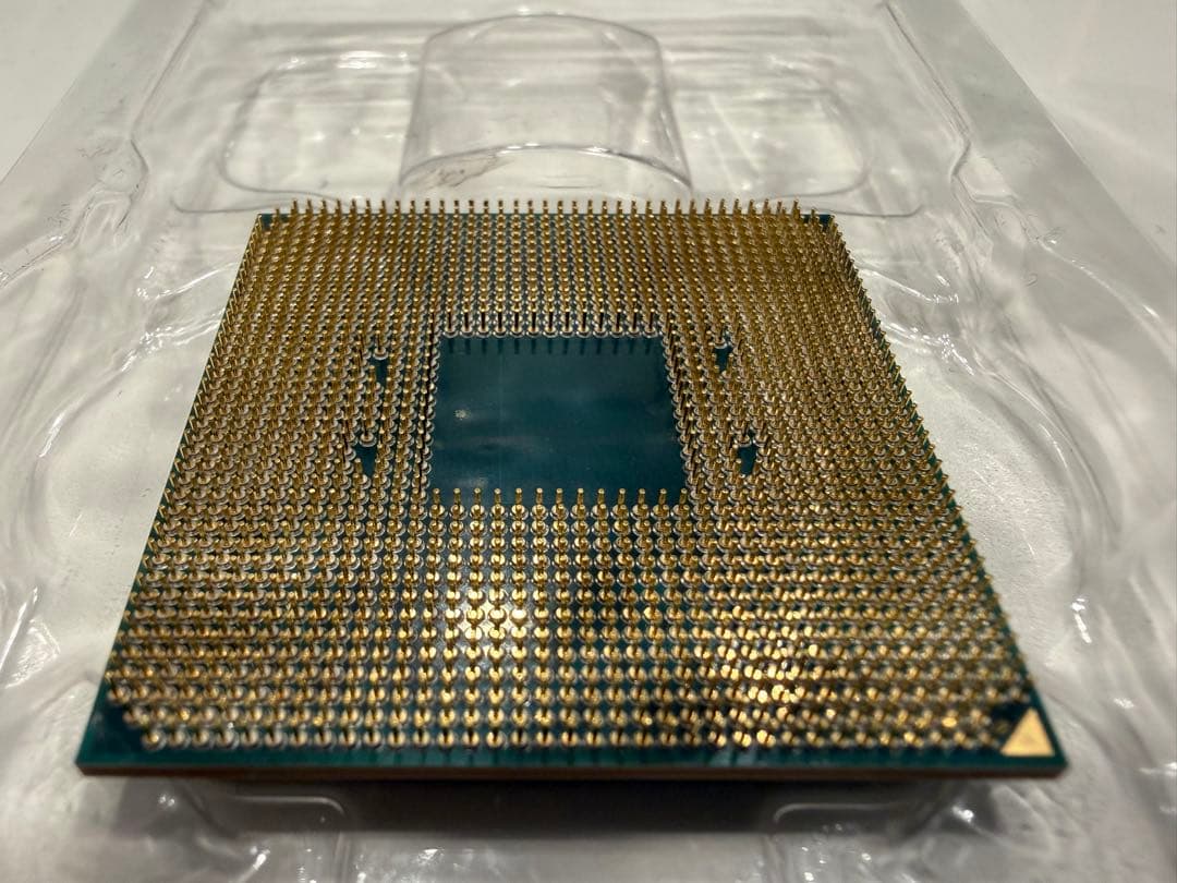 Ryzen7 5800X3D ピン折れ修理品 【ジャンク】ピンの折れ曲がり具合に