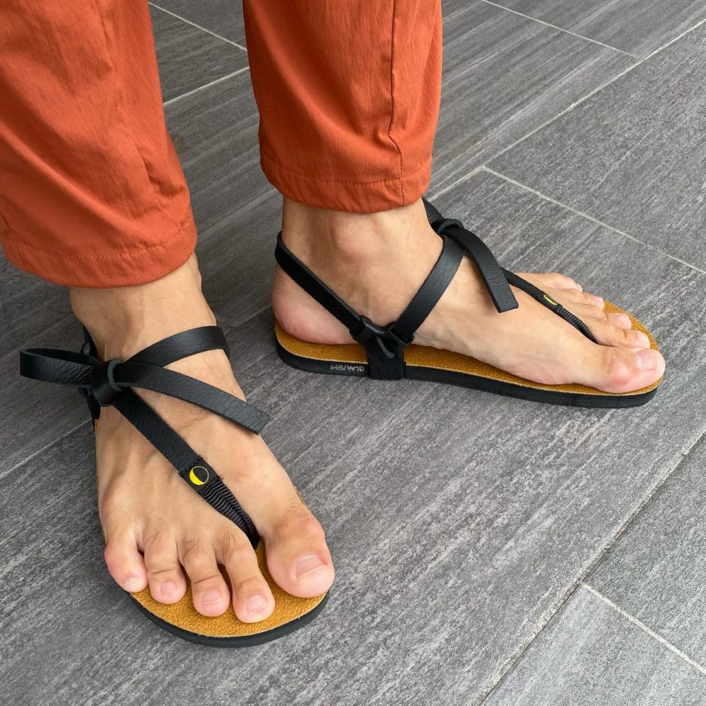 LUNA SANDALS2024入荷！ルナサンダル、ランニングにウォークに普段履き